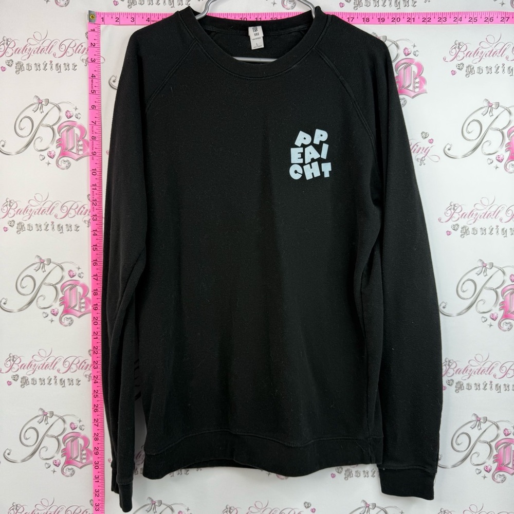 Sweater pull over peach pit Black Graphic Crewneck Sweatshirt